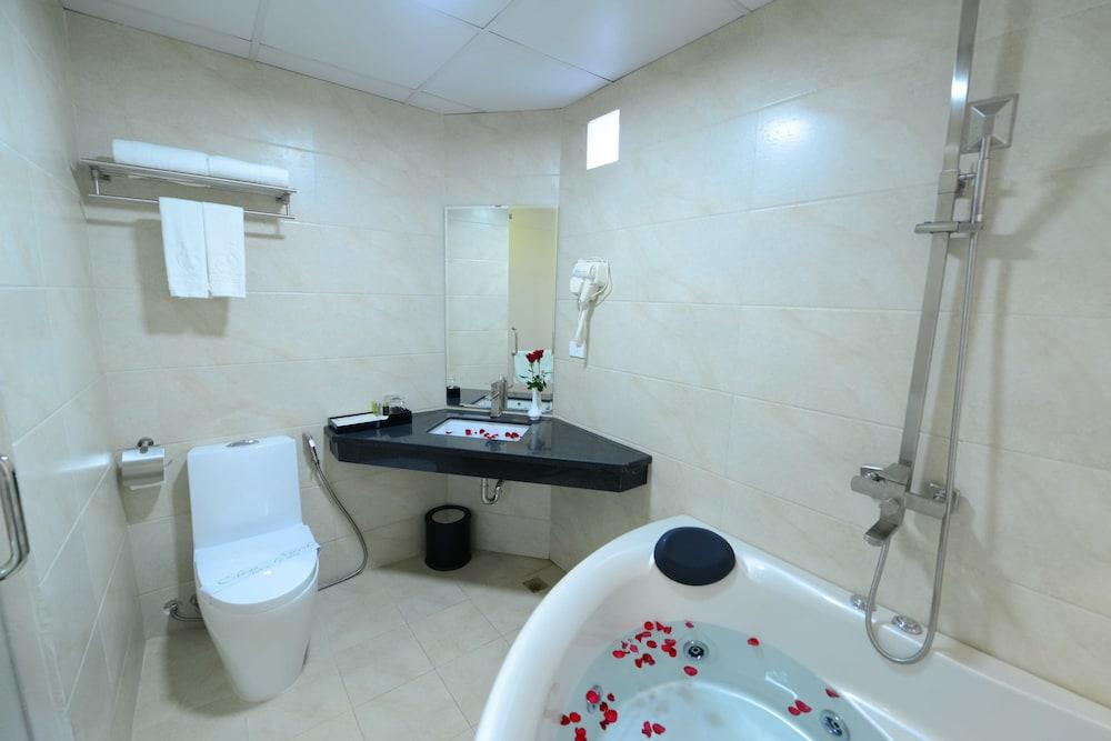 Blue Hanoi Inn Luxury Hotel Esterno foto