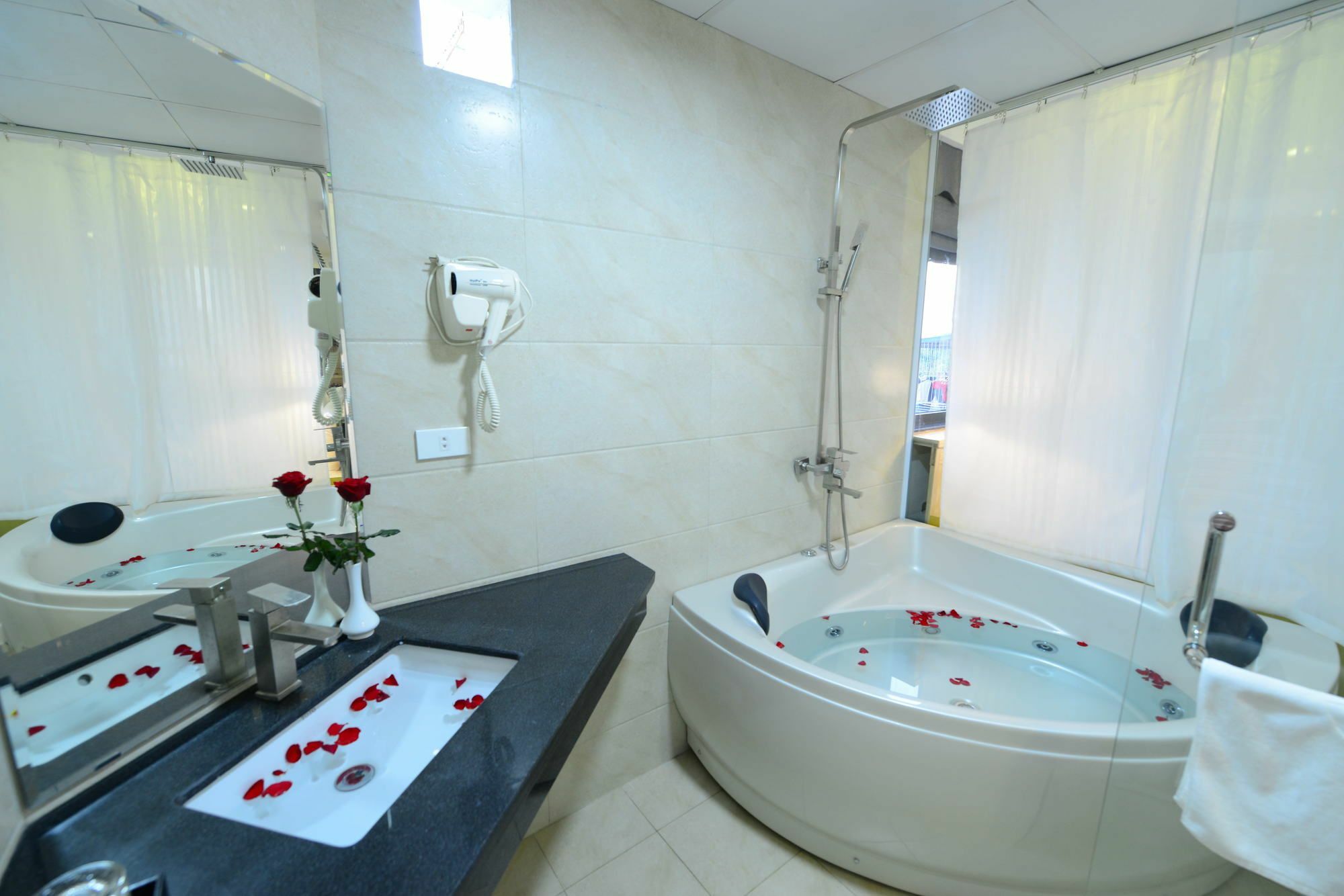 Blue Hanoi Inn Luxury Hotel Esterno foto